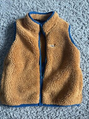 Vineyard vines vest